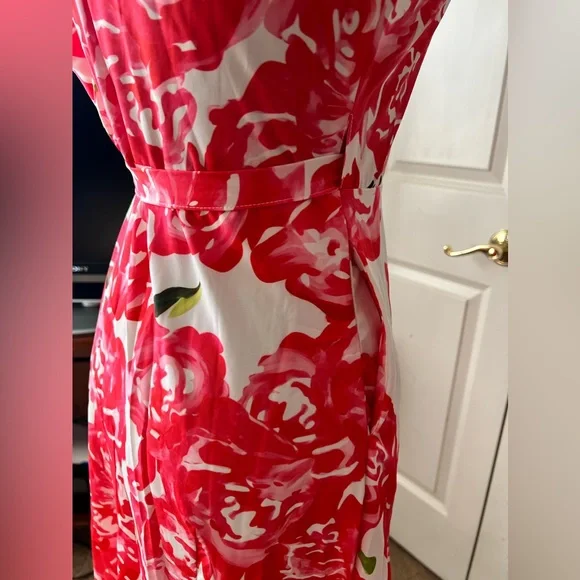 Floral Wrap Dress with Pockets - Picture 4 of 6